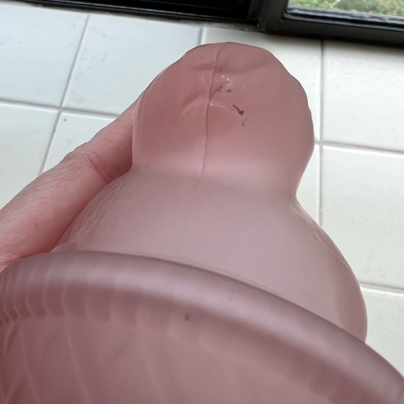 Vintage Pink Glass Bunny Accent candy dish - Picture 5 of 9